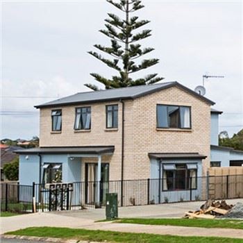 Matala teräsrakenteinen elementtitalo