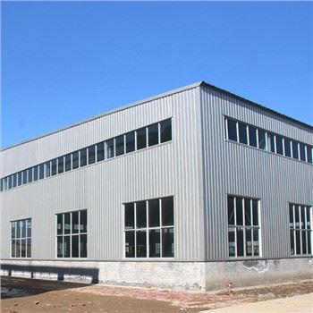 Esivalmistettu metallivarasto